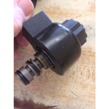 Solenoid Valve 203-60-56560 KOMATSU PC60-6 PC-5 PC100-5 PC120-5 PC200-5