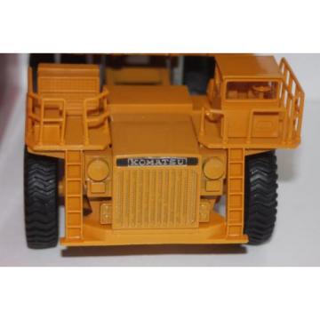 komatsu dump truck t-5 made in japan hd1200mm 1/50 new  yonezawa toy diapet