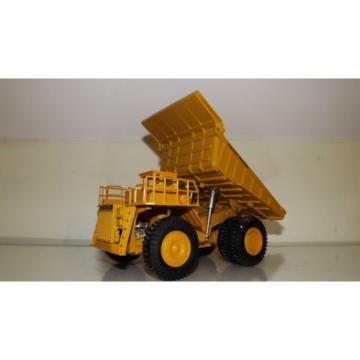 RARE DIAPET KOMATSU HD1200M DUMP TRUCK, LOADING SHOVEL EXCAVATOR CONRAD NZG