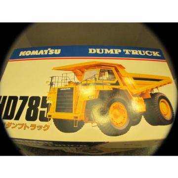 KOMATSU HD785 DUMP TRUCK DIECAST