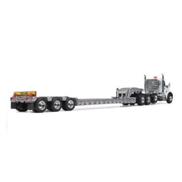 First Gear Komatsu - Kenworth T880 w/Tri-Axle Lowboy Trailer - 1/50 Die-cast MIB