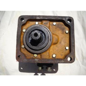 FIAT ALLIS KOMATSU HYDRAULIC PUMP C 84 03 R SPLINED  WITH PLATE