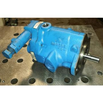 Vickers PVB6-RSY-40-CM-12 Hydraulic Variable Displacement Axial Piston Pump