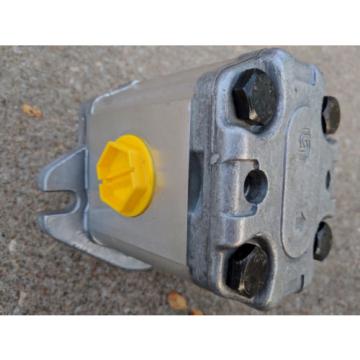 Turolla Gear Pump GR2 Fixed Displacement SNP2NN 111.20.134.00