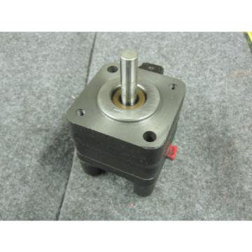 NEW CAT GEAR PUMP # 2040296 DELTA