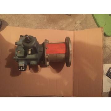 Continental PVR15-20B15RF-0-5-F 20GPM Hydraulic Press Comp Vane Pump