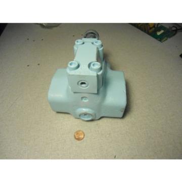 HAGGLUNDS DENISON 01695653 Relief Valve