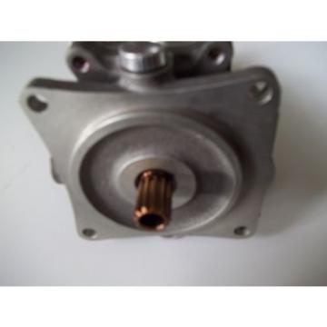 VICKERS HYDRAULIC PUMP PV3-044-18A  AIRCRAFT