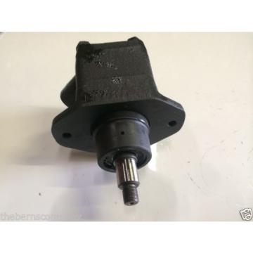 HYSTER 284906, VICKERS VTM42 HYDRAULIC PUMP Origin