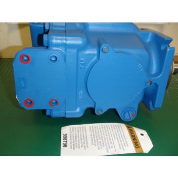 VICKERS/EATON Piston Pump, 692925   98B