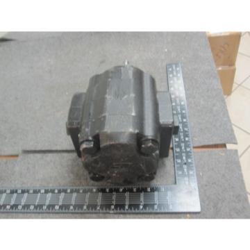 NEW PARKER COMMERCIAL HYDRAULIC PUMP 303-9310-117