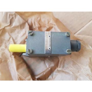 origin Komatsu Mining Germany Rexroth Hydraulic Valve 757 368 73 /  75736873