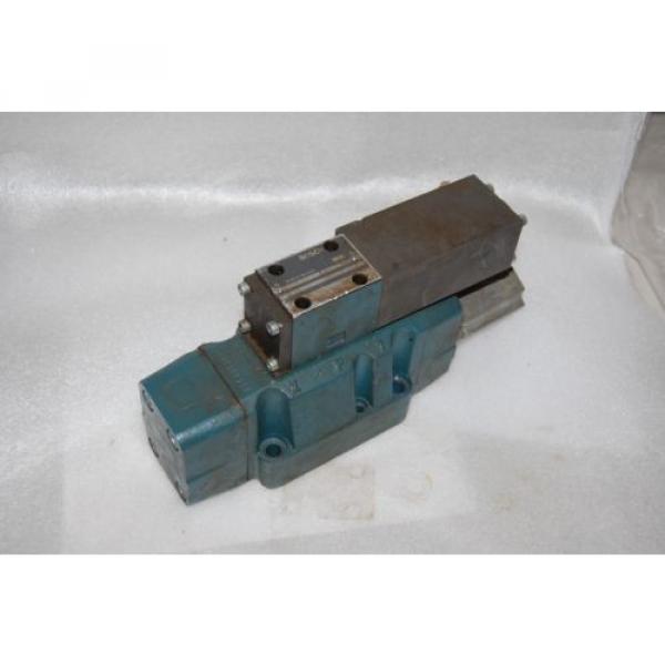 BOSCH REXROTH VALVE 0811404614 #1 image