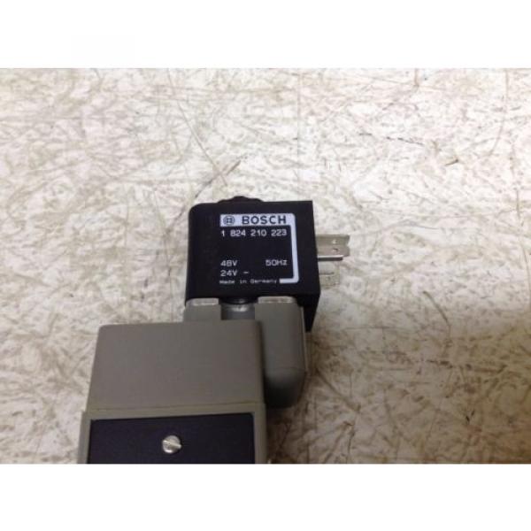 Rexroth China Egypt Bosch 0820024126 Control Valve 0-820-024-126 1-824-210-223 New (TB) #3 image