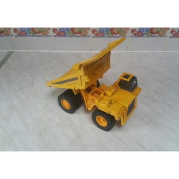 KOMATSU DUMP TRUCK HD785 DIECAST #2 image