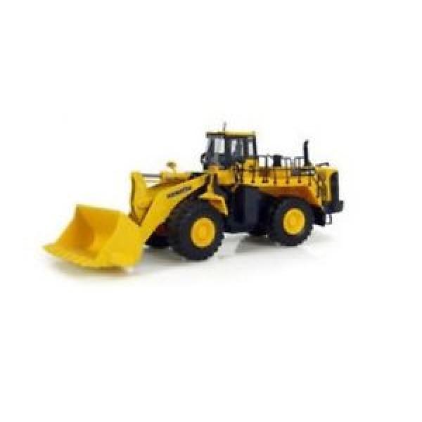 Komatsu WA600 Wheel Loader. 1:50 Scale by Universal Hobbies #1 image