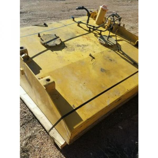 Komatsu WA700 Fuel Tank #3 image