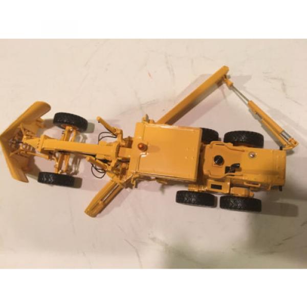 First Gear Conrad NZG Komatsu GD655 motorgrader with Snow Wing and V plow #3 image