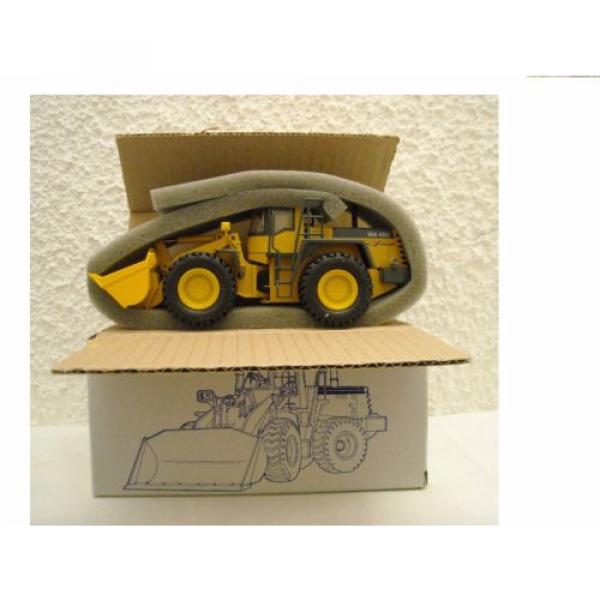 KOMATSU CONRAD  WA 450-3 - 2424/09 MINT CONDITION. #3 image