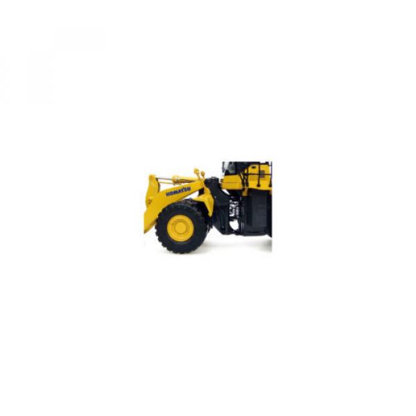 Universal Hobbies UH 8008 Komatsu WA600-6 Four Wheel Loader Diecast Scale 1:50 #6 image