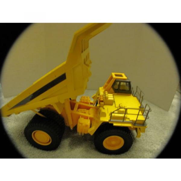 KOMATSU HD785 DUMP TRUCK DIECAST #4 image