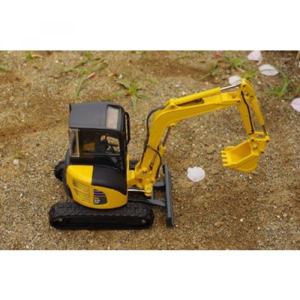 Diamond pet DK-6104 1/32 scale Komatsu mini excavator PC50MR Gareo #9 image