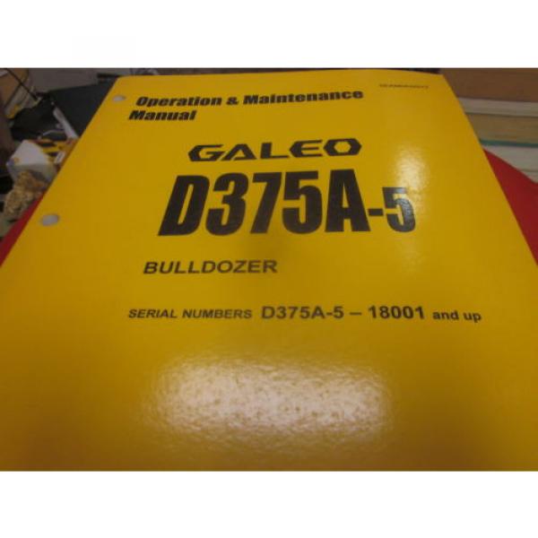 Komatsu D375A-5 Bulldozer Operation &amp; Maintenance Manual #1 image