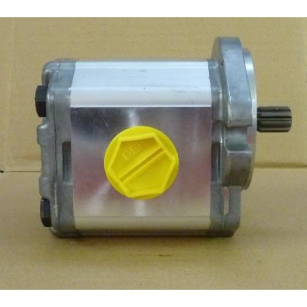 TUROLLA 111.20.134.00 GROUP 2 ALUMINIUM GEAR PUMP SNP2 - SAUER DANFOSS #1 image