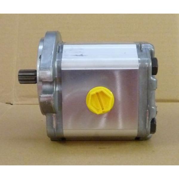 TUROLLA 111.20.134.00 GROUP 2 ALUMINIUM GEAR PUMP SNP2 - SAUER DANFOSS #2 image