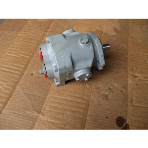 HYDRALIC PISTON PUMP,,SAUER-DANFOSS TYPE# L15-RBKY-PCX3XX-XX,,,L15-7072 #1 image