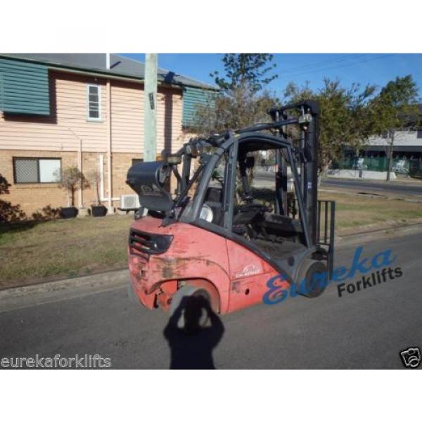 LINDE 2.5 TON USED FORKLIFT: AUTO, LPG &amp; SIDE SHIFT 2005 MODEL - ONLY 6765 HOURS #3 image