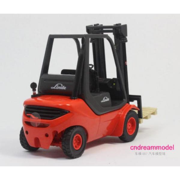 1:25 LINDE H30D FORKLIFT DIE CAST MODEL #3 image