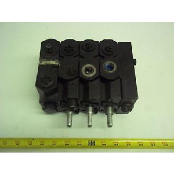 L0009442864 Linde-Baker Forklift, Valve  0009442864 #1 image