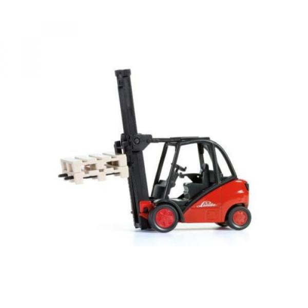 Siku 1722 - Linde Forklift Truck Diecast toy - 1:50 Scale New in Box #1 image