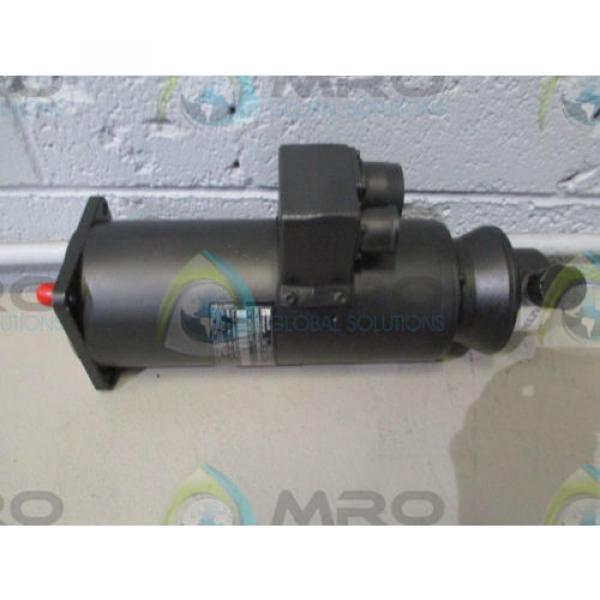 REXROTH INDRAMAT MAC063D-0-FS-4-C/095-B-Q/W1518LV/S007 MAGNET MOTOR Origin NO BOX #1 image