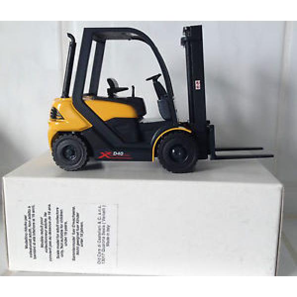 HEAVY TRUCK OM XD40 ( = Linde brand)   forklift truck fork lift 1/25 MINT IN BOX #1 image