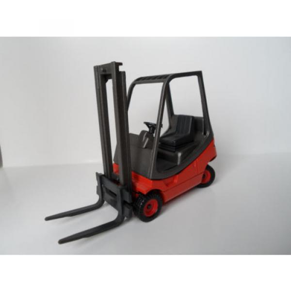 LINDE H16, GABELSTRAPLER FORKLIFT SCHUCO MODEL, SCALE 1:24 MADE BULGARIA 2421 #2 image