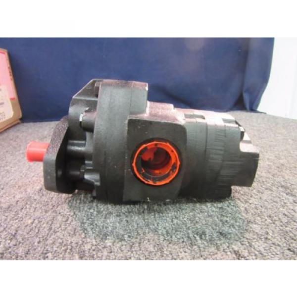 MTE TWIN DISC HYDRAULIC ROTARY MOTOR GEAR PUMP X-216078B NEW #2 image