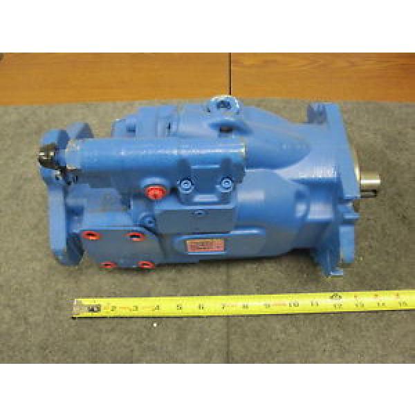 NEW EATON VICKERS PISTON PUMP # 421AK00982B #1 image