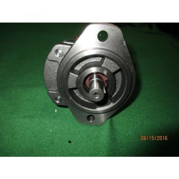 NEW 2G HONOR HYDRAULIC GEAR PUMP 2GG1U16R 98 CID, 3500 PSI,CW, 5/8 KEYED SHAFT #2 image