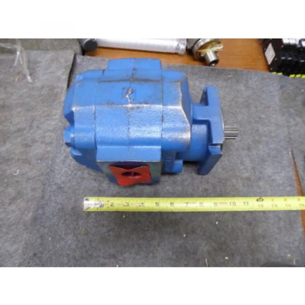 NEW PERMCO HYDRAULIC PUMP # 106475 #1 image