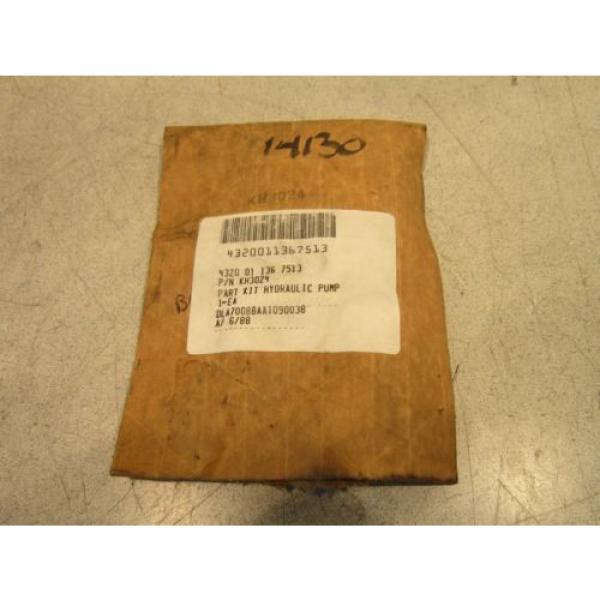 Hydraulic Pump Parts Kit NSN: 4320011367513 #1 image