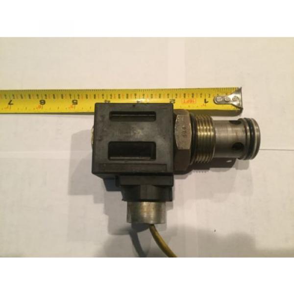 EATON VICKERS SOLENOID VALVE REGULATOR CARTAGE #02-178106 #2 image