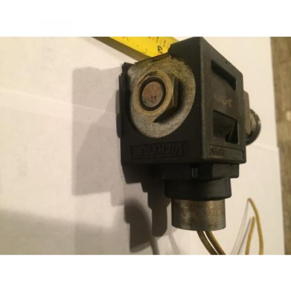 EATON VICKERS SOLENOID VALVE REGULATOR CARTAGE #02-178106 #3 image