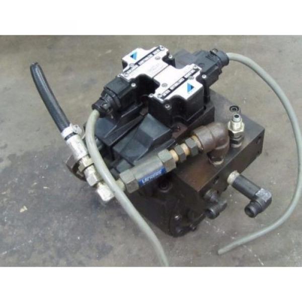 DAIKIN 174A-2P2-3-20 HYDRAULIC PUMP W/ KS0-G02-2BA-10-N amp; KS0-G02-2CA-10-N VALVE #5 image