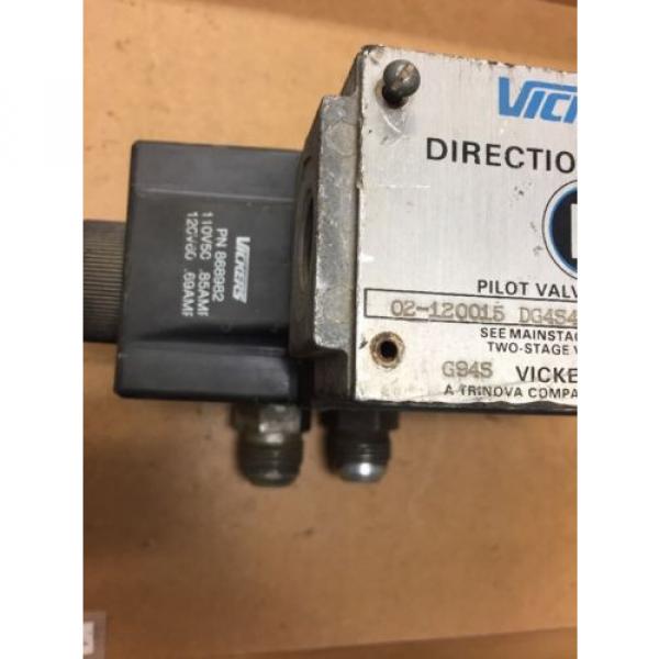 VICKERS DG4S4W-012C-B-60 - 02-120015 Hydraulic Directional Pilot Valve  Loc 92A #3 image