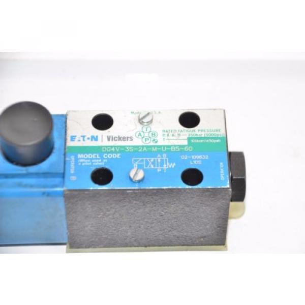 Vickers DG4V-3S-2A-M-U-B5-60 Hydraulic Directional Valve 02-109632 02-101726 #2 image