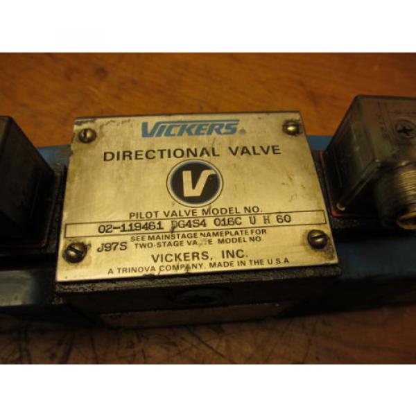 Vickers DG4S4-016C-U-H-60 Hydraulic Directional Pilot Valve w/ 879147 24VDC Coil #3 image