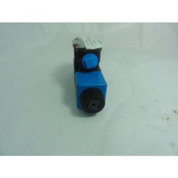 153162 Old-Stock, Vickers DG4V-3S-6C-M-FPA5WL-B5-60 Solenoid Valve, 5000PSI #5 image