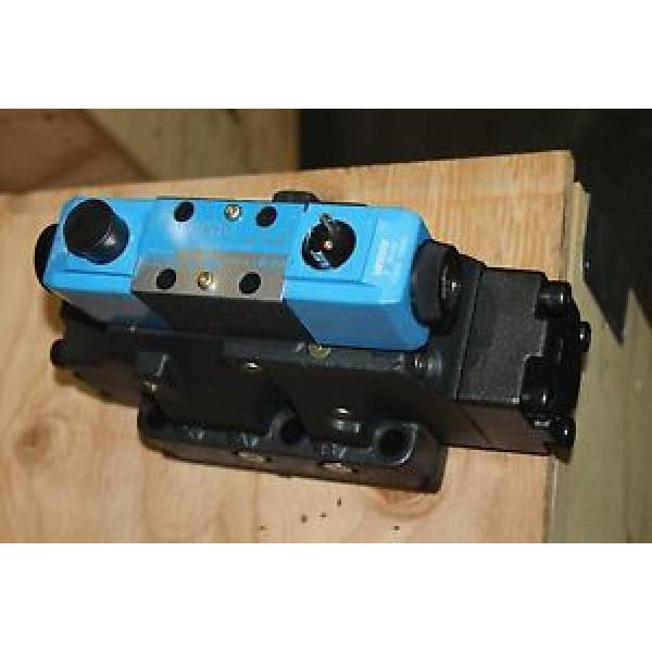 Origin VICKERS EATON DG4V-3-6N-M-U-B6-60 HYDRAULIC VALVE #1 image